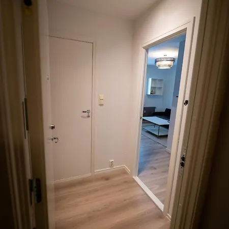 Ultra Flat With Balcony